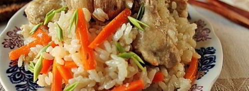 плов с курицей в утятнице на плите. Шаг 16