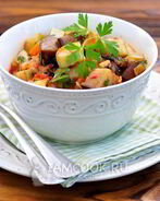 Овощное рагу с баклажанами и кабачками в мультиварке