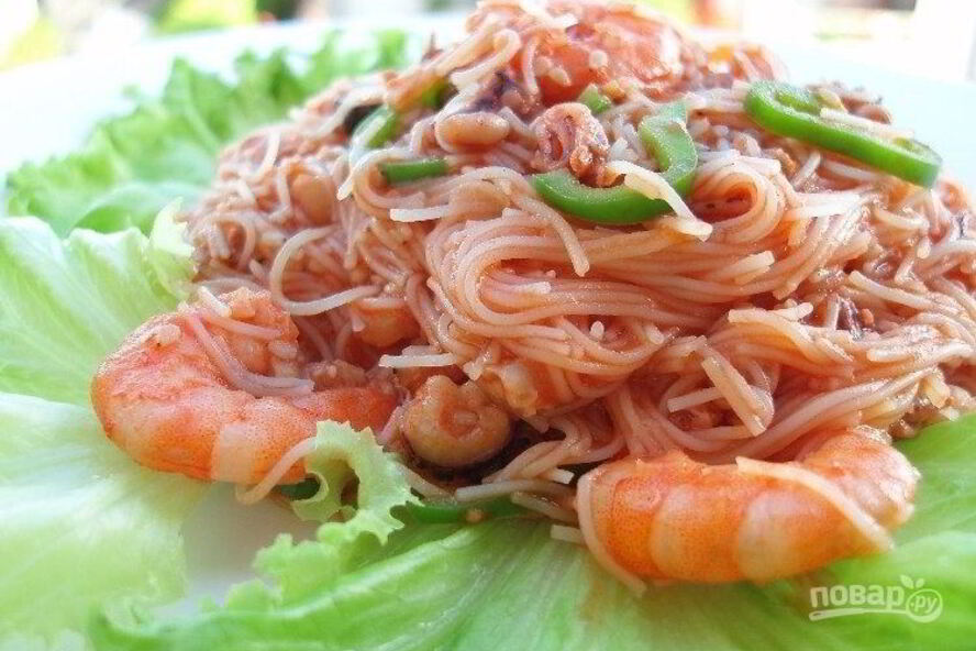 Рецепт рисовой лапши с овощами и морепродуктами