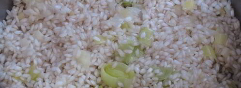 ризотто с лососем и зеленым горошком. Шаг 3