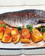 Форель, запеченная в духовке целиком