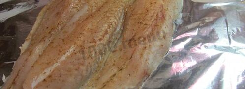 минтай запеченный в фольге в духовке. Шаг 6