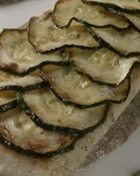 Щука под чешуей из цукини