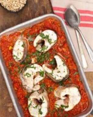 Щука в пикантном соусе