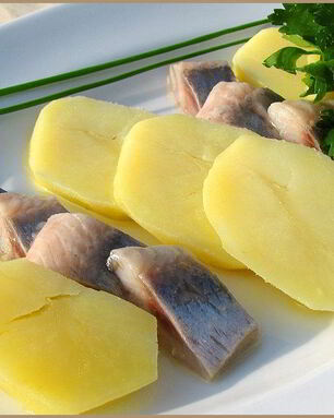 Селедка с картошкой