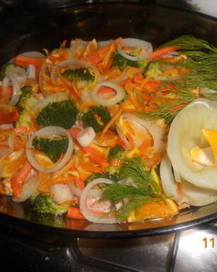 Семга с мандарином и овощами