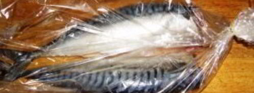 скумбрия, запеченная в пакете. Шаг 2