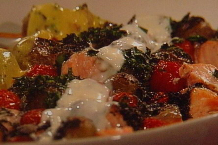 Рецепт шашлычков из лосося с молодой картошкой под чесночным соусом айоли