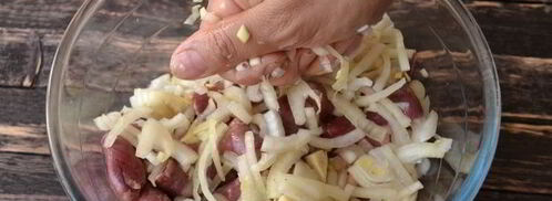 шашлык из куриных сердечек в сметане. Шаг 6