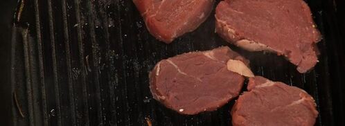 стейк на гриле с дыней, тыквой и ростками сои. Шаг 6