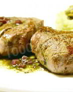 Стейк с красным соусом