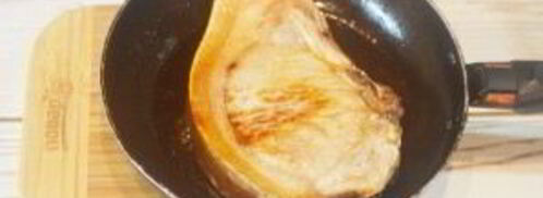 стейк с томатным салатом и сливочным шпинатом. Шаг 12