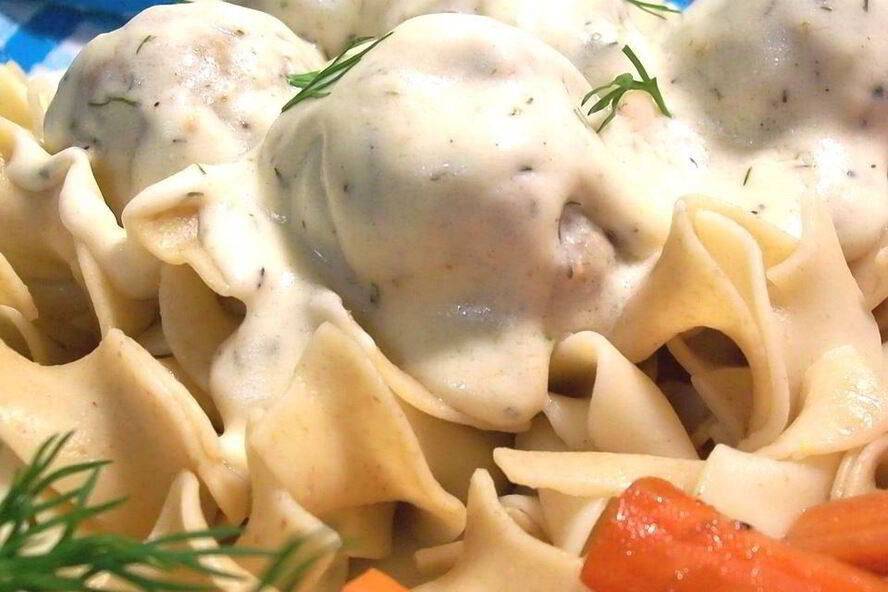 Рецепт датских тефтелей в сметанной подливке