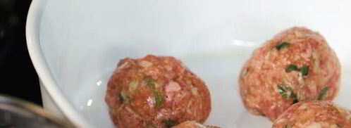 греческие тефтели с кабачками. Шаг 7