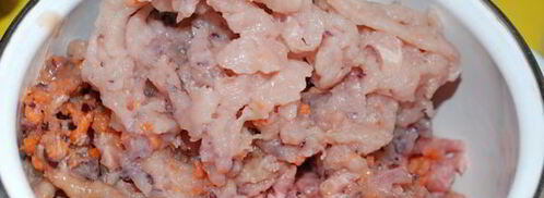 курино-свинные тефтели, запеченные в соусе. Шаг 4