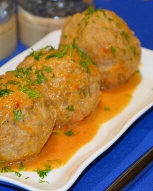 Мясные тефтели с капустой