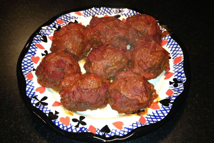 Рецепт мясных тефтелей с томатным соусом