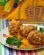 Мясные тефтели в сметанно-томатном соусе