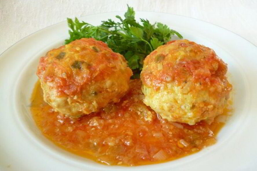 Рецепт нежнейших рыбных тефтелек в кисло-сладком соусе