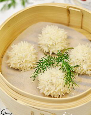 Тефтели Ежики из куриного филе в пароварке