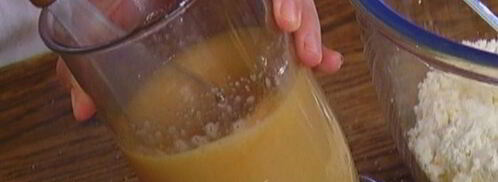 ленивые вареники с клубникой и базиликом. Шаг 2