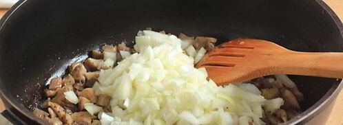 постные вареники с картошкой и грибами. Шаг 11