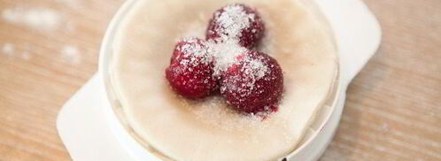 постные вареники с вишней, шоколадом и вишневым соусом. Шаг 4