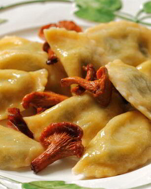 Вареники с капустой и грибами