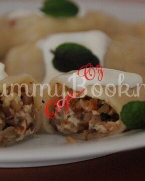 Вареники с творогом, гречневой кашей и мятой