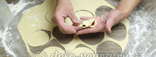 вареники с вишней. Шаг 17