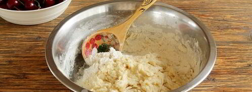 заварное тесто для вареников с вишней. Шаг 7