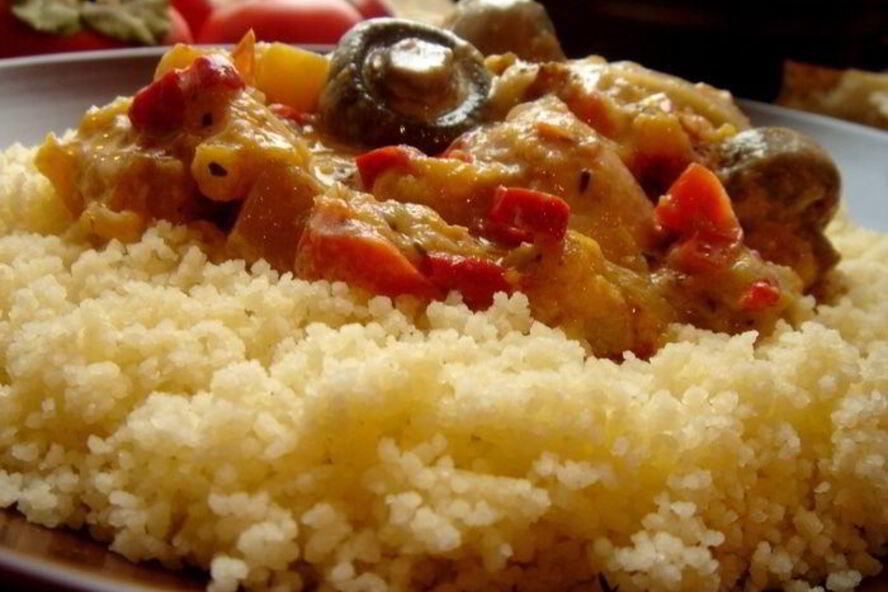 Рецепт жаркого из курицы в сливочном соусе