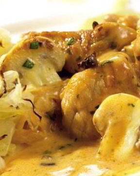 Жаркое по-охотничьи с квашеной капустой