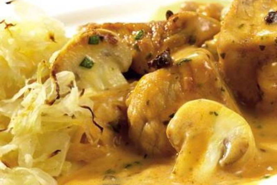 Рецепт жаркого по-охотничьи с квашеной капустой