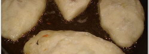 картофельные зразы и лепешки с одной начинкой. Шаг 4