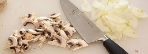 куриные зразы с грибами. Шаг 2