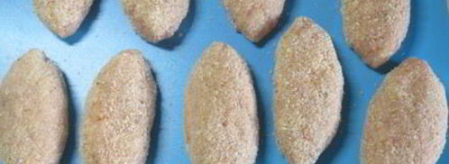 куриные зразы с яйцом и луком и шотландское яйцо. Шаг 6