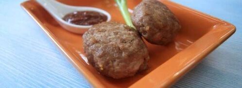 мясные зразы с яйцом и луком. Шаг 8