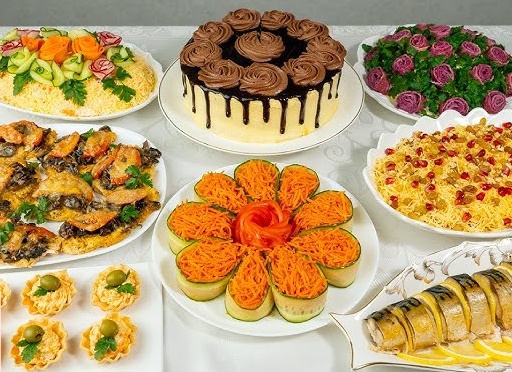 Что приготовить на праздничный ужин 8 марта? Подборка очень вкусных рецептов горячих блюд