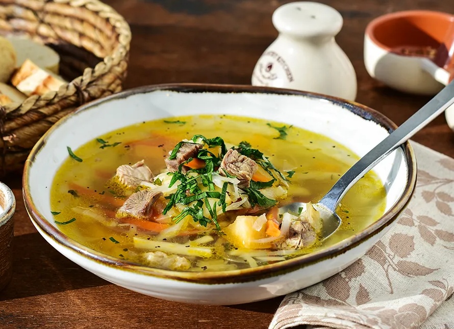 Пошаговый рецепт щей из свежей капусты — как приготовить с мясом и без