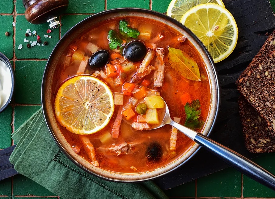 Невероятно вкусный рецепт классической мясной солянки