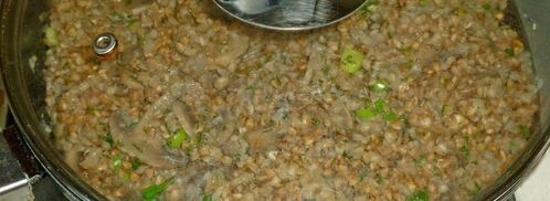 гречка с грибами и луком. Шаг 13