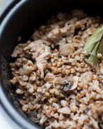 Гречка с курицей и грибами