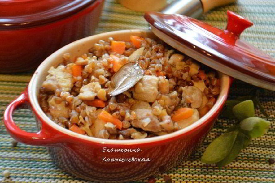 Рецепт гречки с курицей в горшочке
