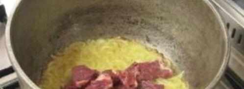 гречка с мясом в казане. Шаг 2