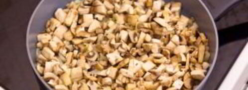 гречка с сосисками и грибами. Шаг 6