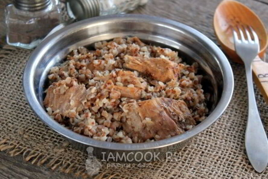 Рецепт гречки с тушенкой в кастрюле