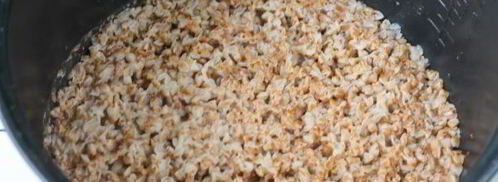 молочная гречневая каша в мультиварке. Шаг 9