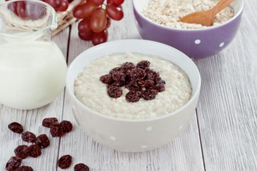 Рецепт овсяной каши с изюмом