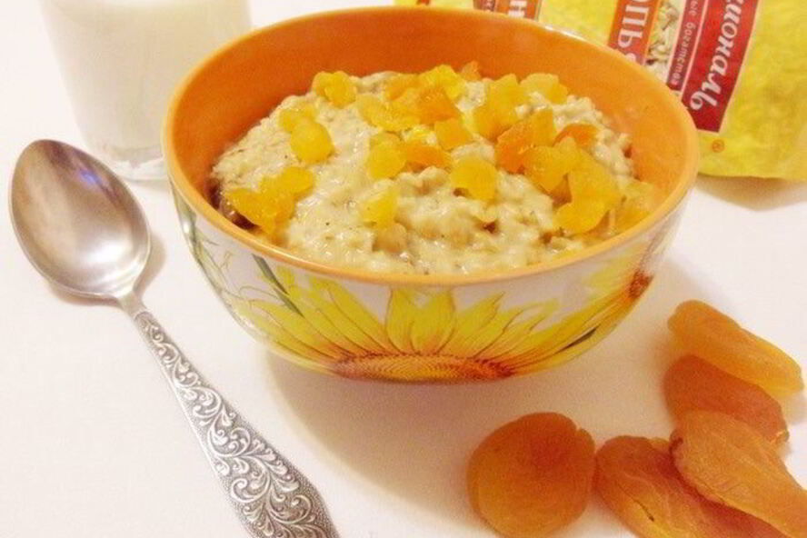 Рецепт овсяной каши с сухофруктами